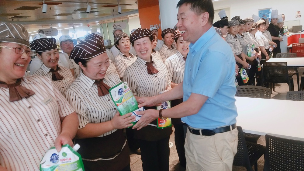 沈阳大区营运总经理张克明